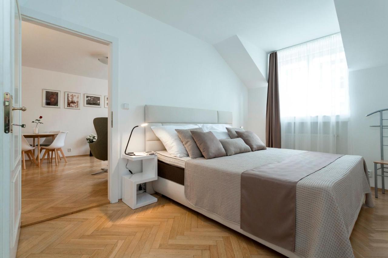 Prague Days - Modern Apartment - New Town מראה חיצוני תמונה