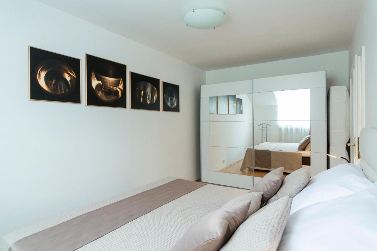 Prague Days - Modern Apartment - New Town מראה חיצוני תמונה